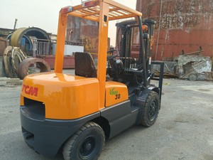 Fornitura TCM Komatsu altri noti marchi stranieri 2-35T carrello elevatore a combustione interna di varie dimensioni tonnellate di carrelli elevatori usati - Product Image 5