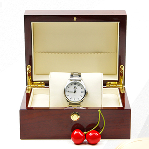 Caja de Lujo de Madera para Exhibición de Relojes Empaque de Alta Calidad para Relojes - Product Image 1