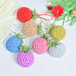 Nouvelles Boules Décoratives de Noël Personnalisées en Plastique, Ornées de Baies Pailletées Peintes, 3 Couleurs - Product Image 1
