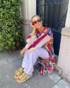 Otoño nuevo Retro hecho <span class=keywords><strong>a</strong></span> mano abuela patrón ganchillo hueco medio largo tejido cárdigan suéter de mujer - Product Image 2