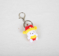 En gros, Poupée en peluche ours rubis mini mignonne faite main, tricotée en fil, décoration suspendue pour fête, modèle 'Wealth'
