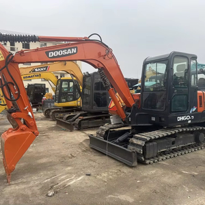 รถขุด DH60ขนาดเล็ก Doosan มือสอง6Ton เวลาทำงานต่ำโดยมีส่วนประกอบหลักของมอเตอร์ตลับลูกปืนปั๊มเกียร์ - Product Image 1