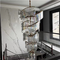 Lustre long en cristal de luxe pour escalier de duplex français, loft, hôtel, club, salle de banquet