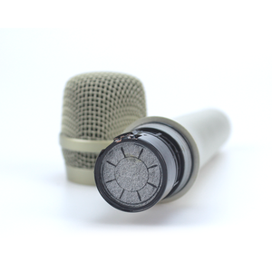 E935 60 anni 60 anni Karaoke professionale KTV Microfono cablato Microfono dinamico portatile Audio Microfono vocale - Product Image 4