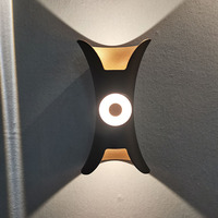 Lámpara de Pared LED Moderna para Exteriores, Impermeable, con Iluminación Arriba y Abajo, de Aluminio Negro y Dorado, para Porche de Villa