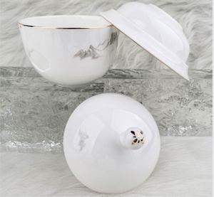 Service de table en porcelaine bleue et blanche à motifs floraux entrelacés de style chinois traditionnel, assiettes et bols en céramique orientale - Product Image 4