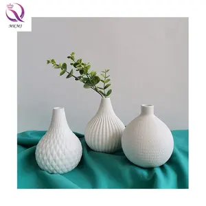 Modern simple Nordic home soft-fitting living room decorations ornaments crafts desktop ceramic small bud vase Tear Drop vase