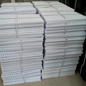 Pavimento in Plastica Anti-Morso per Gabbie di Conigli 60 * 60cm, Disponibile in Diverse Misure - Product Image 6