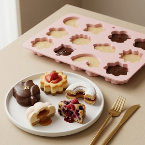 Molde de silicona 3D de grado alimenticio Platinum, molde de silicona para fondant, molde para barra de chocolate, moldes de silicona para decoración, 12 cavidades con forma de flor. - Product Image 1