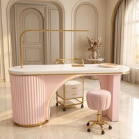 Table de manucure de luxe avec chaise en velours assortie, éclairage LED blanc, finition dorée, mobilier de salon, vente en gros