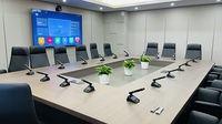 Système de conférence filaire entièrement numérique avec suivi de caméra et écran tactile pour salles de réunion gouvernementales et d'entreprises