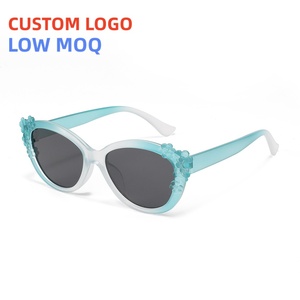 Occhiali da Sole per Bambini 2026 Nuovo Stile, Carini con Piccoli Fiori, Alla Moda e Trendy - Product Image 1