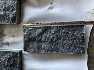 <span class=keywords><strong>Prix</strong></span> d'usine Top Nature Split Surface Noir Granit Pierre Maille <span class=keywords><strong>Pavé</strong></span> 20x10x2-2.5cm Pour Chaussée Jardin Mur Revêtement Panneau - Product Image 2