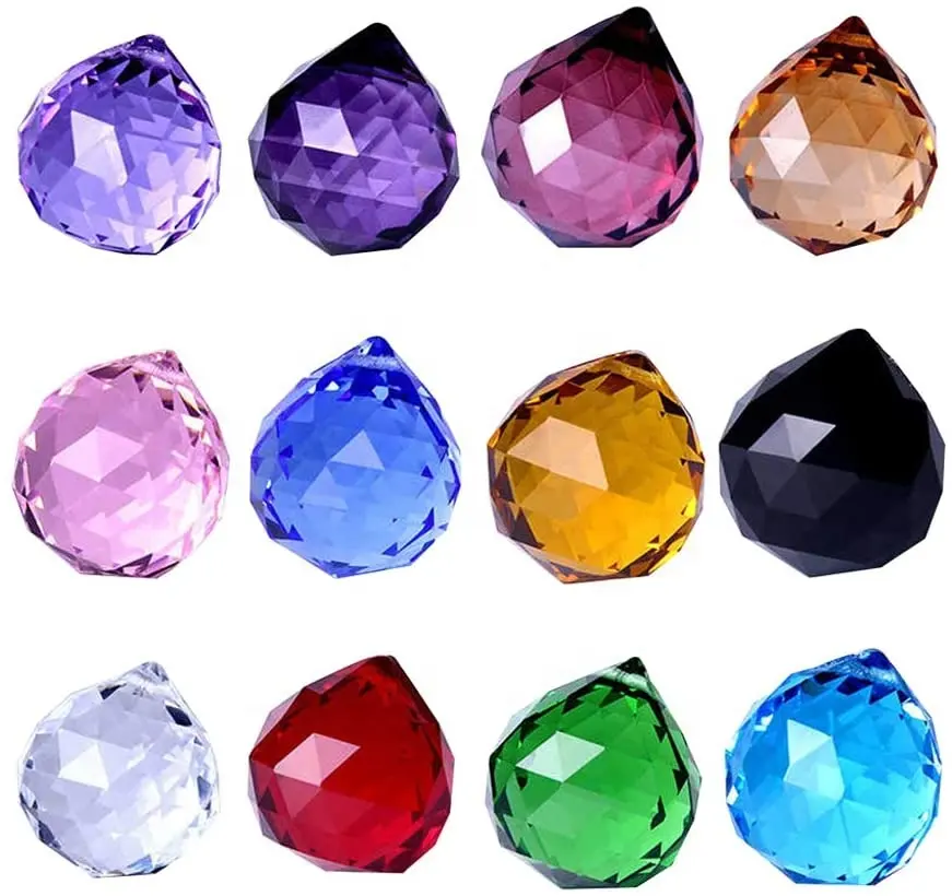 Ehre des Kristalls Gemischtes buntes Kristall kugel prisma mit gebohrtem Loch Regenbogen anhänger Hängende Kristalle Prismen für Windows