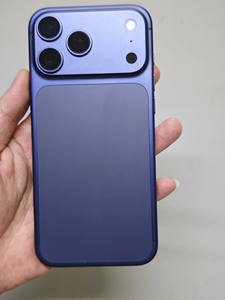 Teléfono Inteligente 17 Pro Max Azul 5G, Versión Estadounidense Desbloqueada, Deca Core, Batería de 5000 mAh, Pantalla OLED de 120 Hz, Cámara de Alta Resolución, Android 15, Tecnología NFC - Product Image 1