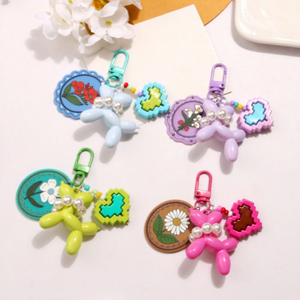 Nuevo Llavero Colgante de Perro de Burbujas con Patrón de Color Sólido de Acrílico de Dibujos Animados, Accesorio Creativo de Bloques de Construcción con Doble Corazón para Auriculares - Product Image 5