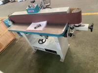 FUMA MM2617 Ponceuse à bords oscillante verticale facile à utiliser pour le bois, moteur 4 kW, MDF, 380 V, 3120 x 170 mm, 2890 tr/min
