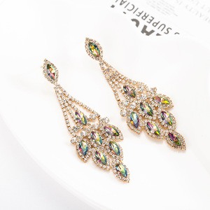 Bijoux d'oreille multicolores, nouvelles boucles d'oreilles en cristal de strass en forme de feuille, boucles d'oreilles personnalisées en diamant, vente en gros E558 - Product Image 6