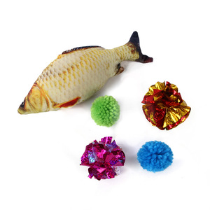 Set di 14 Giocattoli per Gatti in Cotone Biologico con <span class=keywords><strong>Catnip</strong></span>, Palla di Pelliccia e Campanello a Forma di Pesce, Topolino Divertente - Product Image 3