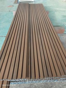Panneaux muraux extérieurs en WPC durables à bon prix, grille en WPC pour mur en <span class=keywords><strong>béton</strong></span> <span class=keywords><strong>extérieur</strong></span> - Product Image 5