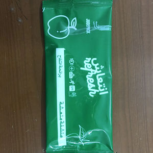 Toalla Húmeda Refrescante de Algodón con Logotipo Personalizado para Aerolíneas, Hoteles y Restaurantes - Product Image 1