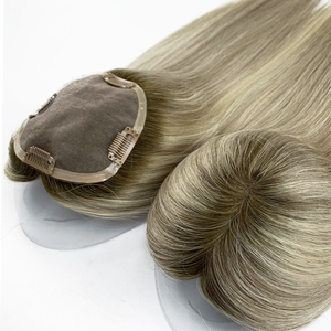 Mông Cổ Của Phụ Nữ Lụa Tóc Thẳng Topper Với Màu Đen Tóc Vàng Làm Nổi Bật Tự Nhiên Của Con Người Tóc Trên Lụa Cơ Sở Đóng Cửa Cổ Phiếu Có Sẵn - Product Image 5