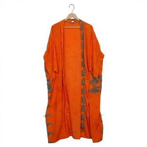 Kimono de Seda Floral Vintage Hecho a Mano para Mujer, Bata de Seda Vintage, Kimono Indio Largo, Bata de Ducha para Damas de Honor, Bata de Playa - Product Image 1
