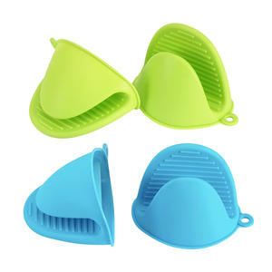 Gants de four en silicone résistant aux hautes températures avec pince antidérapante pour micro-ondes, isolation thermique, plateau - Product Image 5