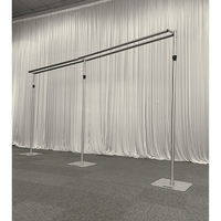Support de toile de fond événementiel réglable 50 x 10 pieds avec base métallique robuste pour événements