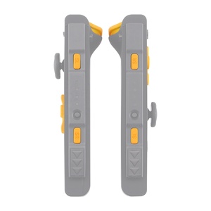EXtremeRate Kits de boutons complets mats UV jaunes pour Nintendo Switch et Switch OLED version D-pad - Product Image 6