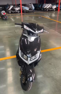 WJ125-UY: Sporty 125cc Motor Gas <strong>Scooter</strong> with Premium Performance &amp; Tech - Product Image 3