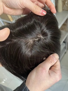 ร้อนขายกลางผ้าไหมฐาน100% เวอร์จินยุโรปมนุษย์ผมตรง150% ความหนาแน่น18นิ้วเครื่องทำฐาน <span class=keywords><strong>Topper</strong></span> สำหรับผู้หญิง - Product Image 4