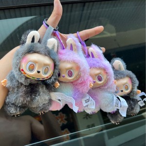 Blind Box Labubu di Bubble Mart di terza generazione, di alta qualità per il commercio transfrontaliero, giocattolo pendente trendy in vinile e peluche con vestiti in stoffa, <span class=keywords><strong>Frozen</strong></span> - Product Image 2