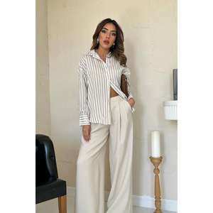 เสื้อเชิ้ตผู้หญิงสีเบจลายทางเรียบง่าย กระดุมผ่าหน้า ผ้าป๊อปลิน สวมใส่สบายทุกวัน แขนยาว ทรงหลวม แฟชั่นทันสมัย - Product Image 3