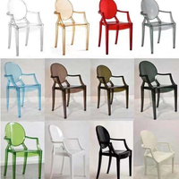 Fauteuil monobloc en polycarbonate à dossier rond avec emballage en carton peu encombrant pour les flottes de location de matériel de mariage aux États-Unis