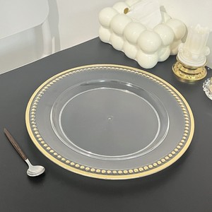 Assiettes incassables <span class=keywords><strong>de</strong></span> <span class=keywords><strong>présentation</strong></span> <span class=keywords><strong>de</strong></span> mariage <span class=keywords><strong>de</strong></span> fête <span class=keywords><strong>de</strong></span> luxe décoration pas cher assiettes <span class=keywords><strong>de</strong></span> chargeur en plastique transparent perlées en argent <span class=keywords><strong>de</strong></span> 13 pouces - Product Image 5