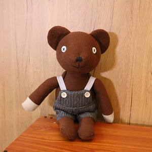 2024 Venta caliente diseños populares juguetes de peluche animales de peluche Linda película oso de peluche para niños juguetes personalizados - Product Image 3