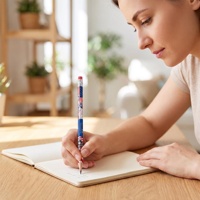 Crayon HB avec logo personnalisé imprimé, gomme à effacer, film thermoscellant, motif floral, bois naturel, écriture, dessin, école, vente en gros, coffret cadeau