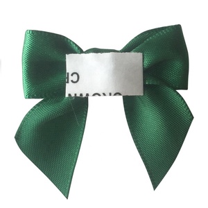Cintas <span class=keywords><strong>de</strong></span> Raso Verde Poliéster <span class=keywords><strong>de</strong></span> 5cm Personalizadas Okay, Lazos Preformados Adhesivos para Decoración y Manualidades - Product Image 3