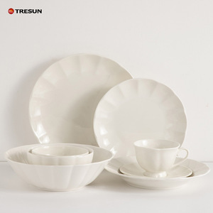 Phong Cách Châu Âu <span class=keywords><strong>2025</strong></span> New Arrival Bán Buôn Giá Màu Trắng Tinh Khiết Cao Cấp Chất Lượng Tea Set Nổi Xương Mới Trung Quốc Gốm Đồ Ăn - Product Image 4