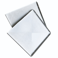 Plaque de plafond suspendu carrée en aluminium au design moderne, ignifuge, insonorisée, imperméable, avec revêtement en poudre, pour immeuble de bureaux