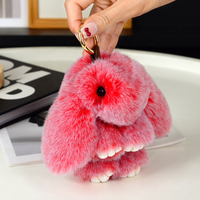 Pendentif Lapin en Peluche Doux et Mignon de 15 cm avec Pompon en Fausse Fourrure pour Voiture, Sac ou Porte-clés