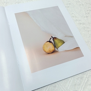 Livre à couverture souple avec reliure agrafée, impression offset et papier d'art, avec plastification, pour usage publicitaire - Product Image 4