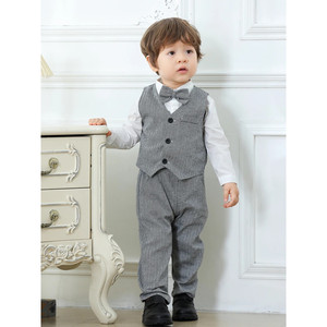 Set di vestiti per bambini - Product Image 1