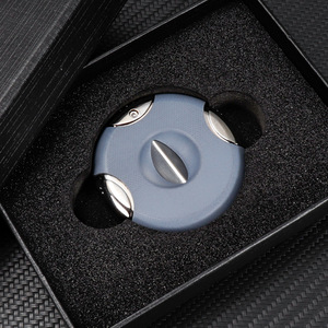 Coupe-cigares rond en acier inoxydable, lame portable, ouverture à un bouton, pour accessoires de cigares - Product Image 3