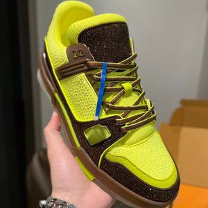 Chaussures décontractées pour hommes en maille respirante, style sangle, marque de luxe avec qualité de designer haut de gamme, design tendance et amorti performant - Product Image 2