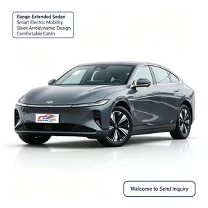 Changan Qiyuan A07 Hybride EREV Berline 2023 d'<span class=keywords><strong>occasion</strong></span>, roues R18 foncées, assistance à la conduite L2+, sièges en cuir, toit ouvrant, automatique - Product Image 1