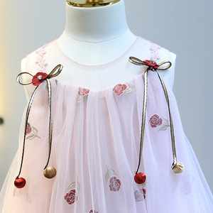 Nouveaux produits : Dentelle brodée pour robes de mariée et petites filles – Recherche de distributeurs pour la vente en gros - Product Image 2