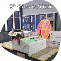 Machine de découpe automatique de rubans, sangles et bandes en PVC, polyester, nylon et cuir avec moteur pour la découpe de rubans et de sangles.