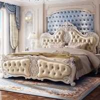Cadre de lit double luxueux et épuré, style européen français moderne, minimaliste, écologique, avec revêtement en similicuir sculpté